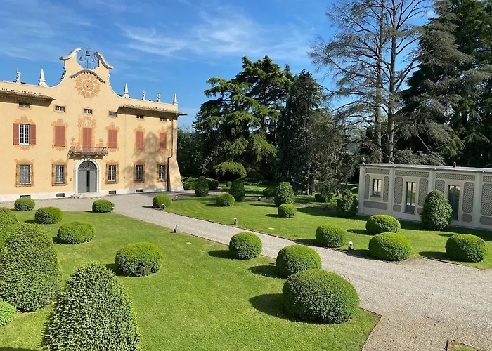 La Finestra Sul Parco Croara Country Club 別荘 *